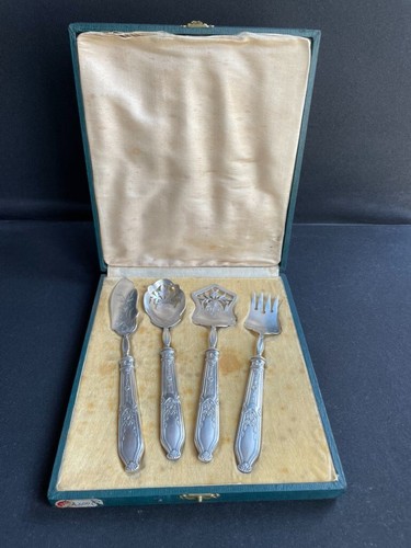 Coffret complet couverts à - complet,