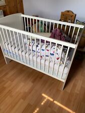 lit bébe avec matelas