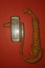 Briquet ancien FLAMIDOR, amadou essence début à milieux XX°