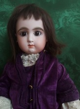 ancienne poupée J.J. bouche fermée Jumeau avec Gesland corps