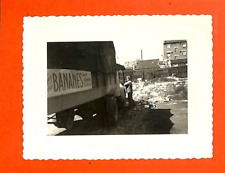 SAINT-OUEN ? ( 93 ) PHOTO / CAMION UNIC SAURER " MANGEZ DES BANANES "