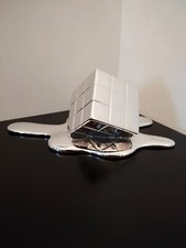 Sculpture, cube, abstrait