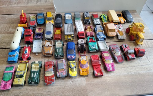 Lots hot wheels - lots,
