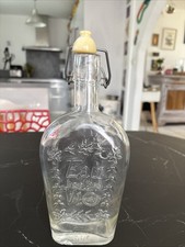 BOUTEILLE RETRO  VIDE EN VERRE MOULÉ EAU DE VIE
