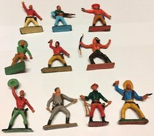 lot starlux  et autre 10 figurines cowboy western far West en l état