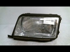 PHARE / OPTIQUE AVANT GAUCHE Audi 100 Avant (C4) Combi 2.5 TDi (AAT) 1992