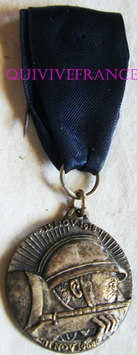 Dec4884 medaille hommage - dec4884,