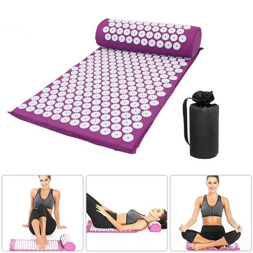 Ensemble tapis oreiller - tapis, et