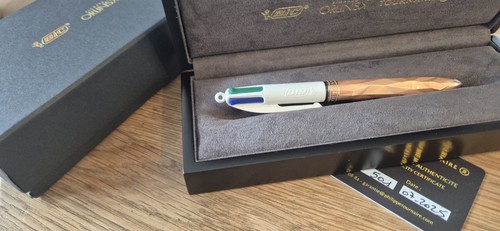 Stylo bic couleurs - stylo,