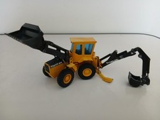 Tracto Pelle VOLVO BM echelle