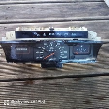 Compteur Peugeot 205 86922 Km