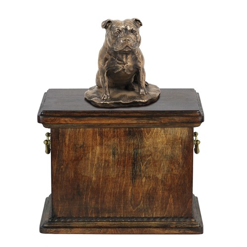 Staffy type urne - type, bois