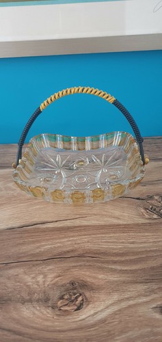 Petit plat verre - taillé, anse
