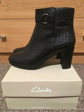 bottines cuir femme CLARKS