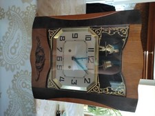 pendule ancienne ODO en très bonne état que fonctionne très bien