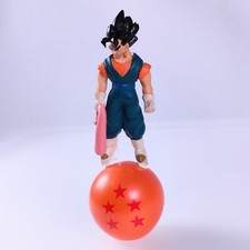 Figurine casquette crayon