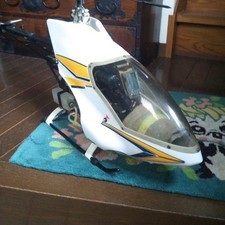 hélicoptère radiocommandé