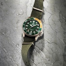 Montre mécanique de plongée Orient Triton V2 date cadran vert AC0K04E...