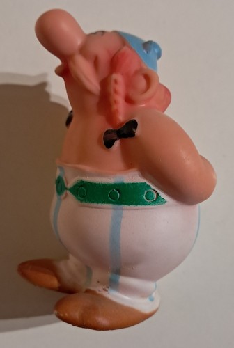 Uderzo figurine pouet obelix - uderzo,