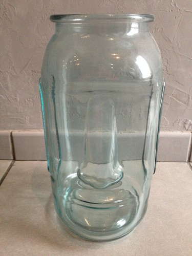 Moai tiki forme de - en,