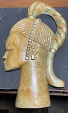 Bas Relief Pierre Sculptée