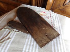 Forme en bois très ancienne,art populaire,moufle,peausserie,gant de crin 