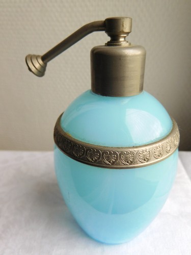 Ancien vaporisateur - ancien, en