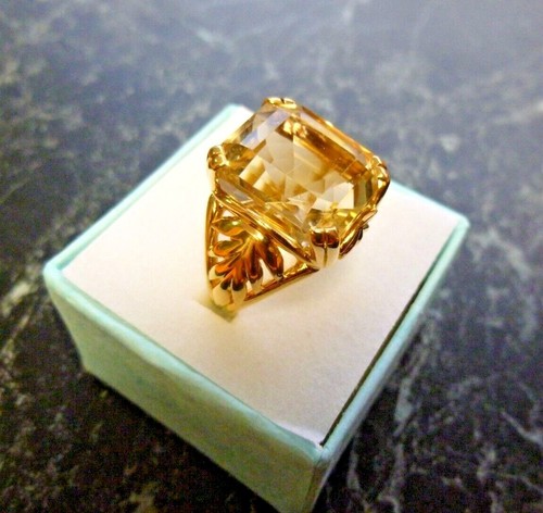 Bague 18k sertie - d, une