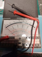 MULTIMETRE ANALOGIQUE CENTRAD 819