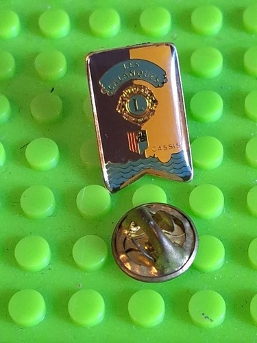 Pin pins lions - lions, ancien