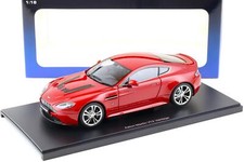 1:18 AUTOart Aston Martin V12