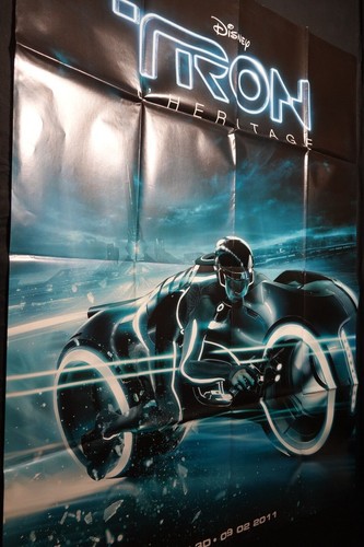 Tron heritage affiche - l'heritage,