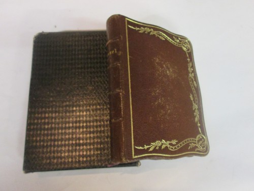 Missel romain contenant les - missel,