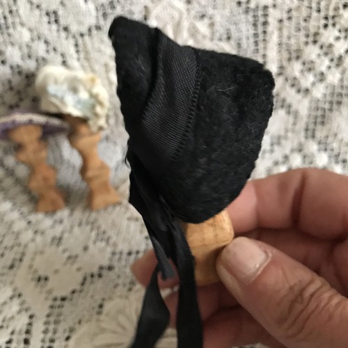Lot trois porte chapeaux - lot,