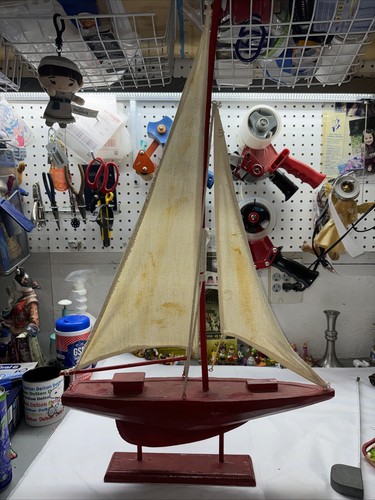 Vintage huge pond yacht - huge,