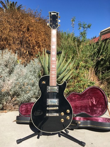 1960s univox style guitar - univox,