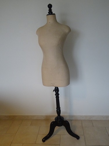 Mannequin couture femme - couture,