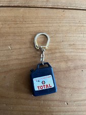 porte clé ancien N222 bidon