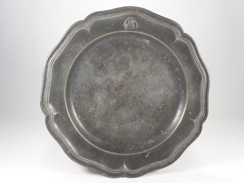 Assiette xviiième étain - assiette,