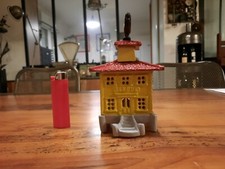 Ancienne tirelire en fonte d' aluminium  Banque 