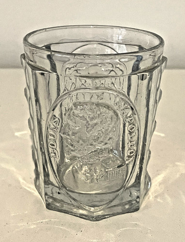 Verre gobelet moulé - en,