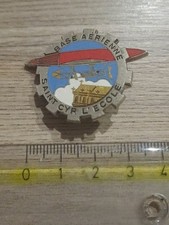 Insigne Armée De L'air Base Aérienne Saint Cyr L'école 