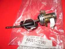 BARILLET DE PORTE DROITE NEUF