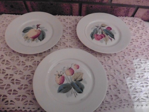 Anciennes assiettes - 3,