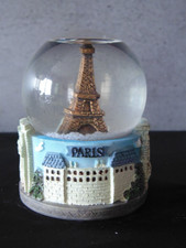 Boule à neige souvenir de