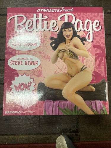 Dynamite bettie page terry - dynamite,