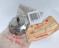 Bouchon de réservoir