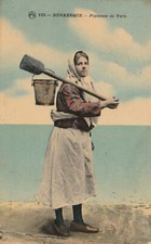 59 CPA N°115 DUNKERQUE PIQUEUSE DE VERS