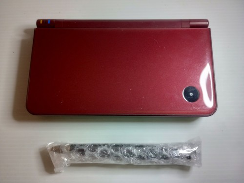 Nintendo dsi handheld game - nintendo,