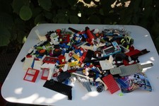 LEGO 1KG 600 briques blanc rouge bleu jaune vert noir gris plaque fênetre